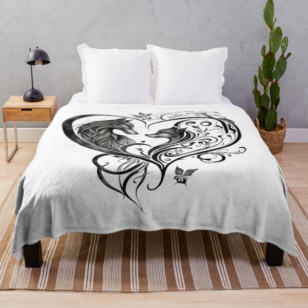 Artikelvorschau, Fox und Wolf Heart Swirl entworfen und verkauft von A-Artistries.