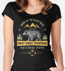 Great Smoky Mountains National Park Shirt Bear Vintage Gift Ideas T-shirt Women's Fitted Scoop T-Shirt