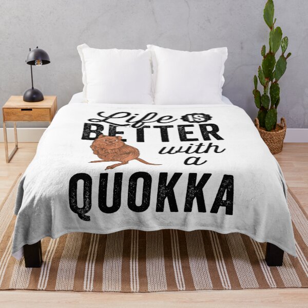 Artikelvorschau, Alles ist besser mit Quokkas Beuteltier Quokka entworfen und verkauft von madgrfx.