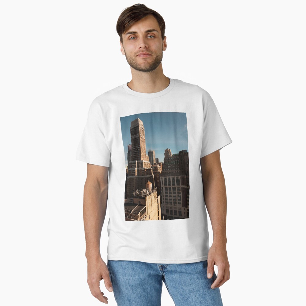 Artikel-Vorschau von Classic T-Shirt, designt und verkauft von Portalius.