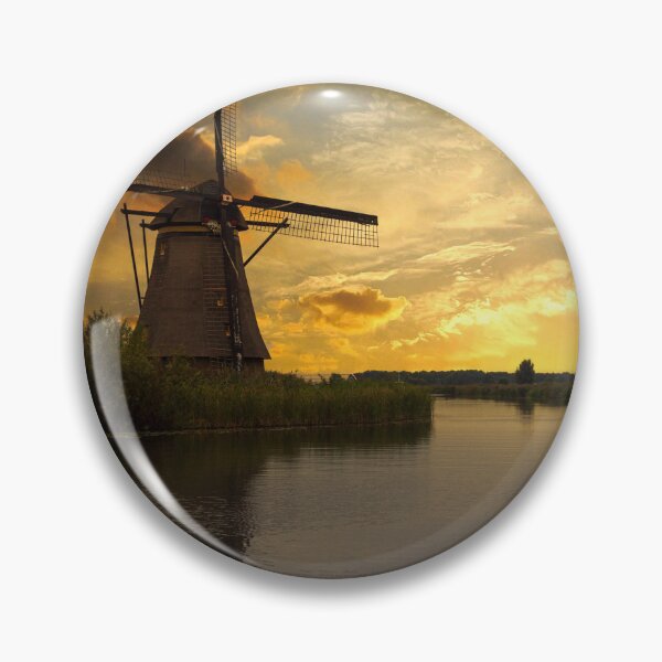 Artikelvorschau, Dutch Windmill at Sunset entworfen und verkauft von Yannik Hay.