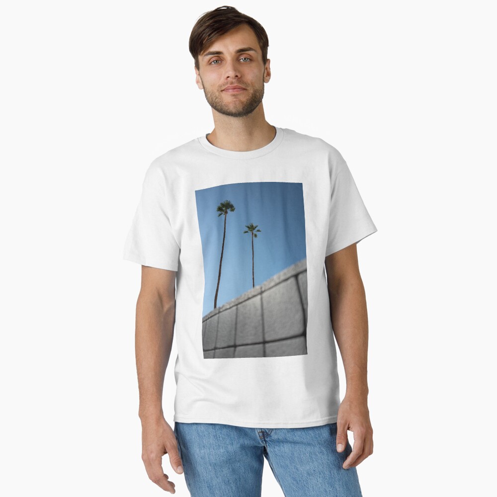 Artikel-Vorschau von Classic T-Shirt, designt und verkauft von Portalius.