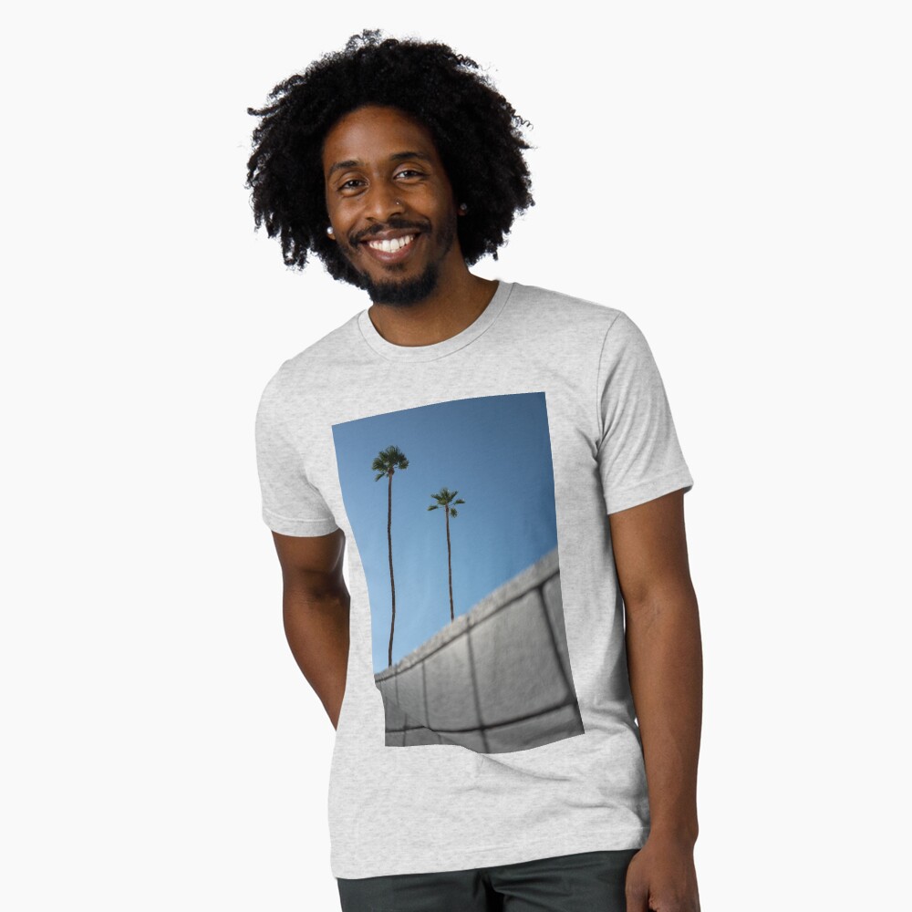 Artikel-Vorschau von Vintage T-Shirt, designt und verkauft von Portalius.