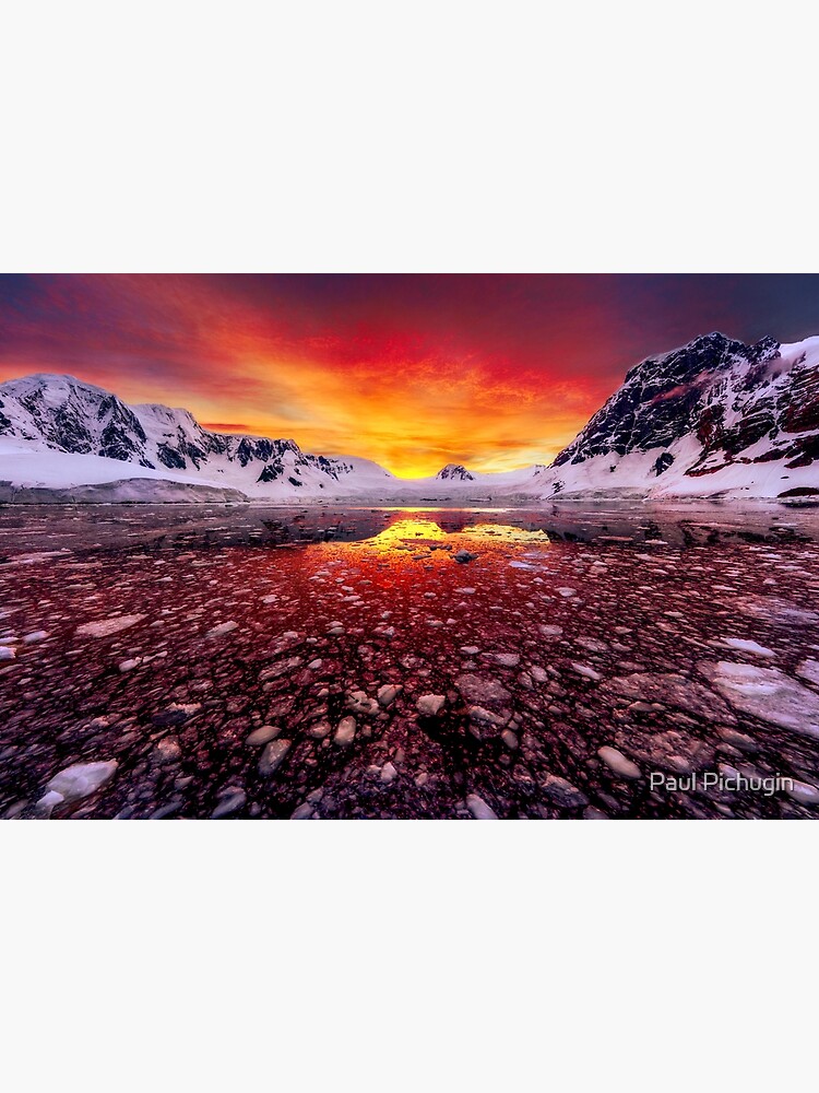 Antarctic Sunrise by paulmp