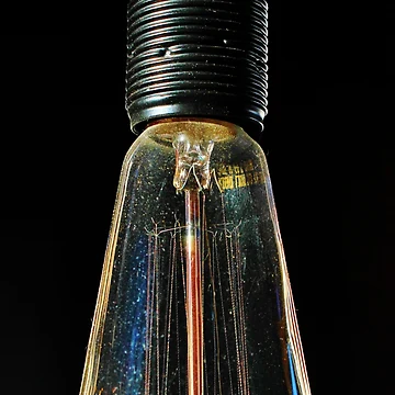 Artwork thumbnail, Lightbulb by code7600