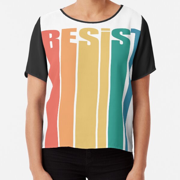 Vista previa del artículo con la obra «Retro años 70 RESISTEN, nunca triunfo, no mi presidente, camisa de resistencia», diseñado y vendido por Indivisible.