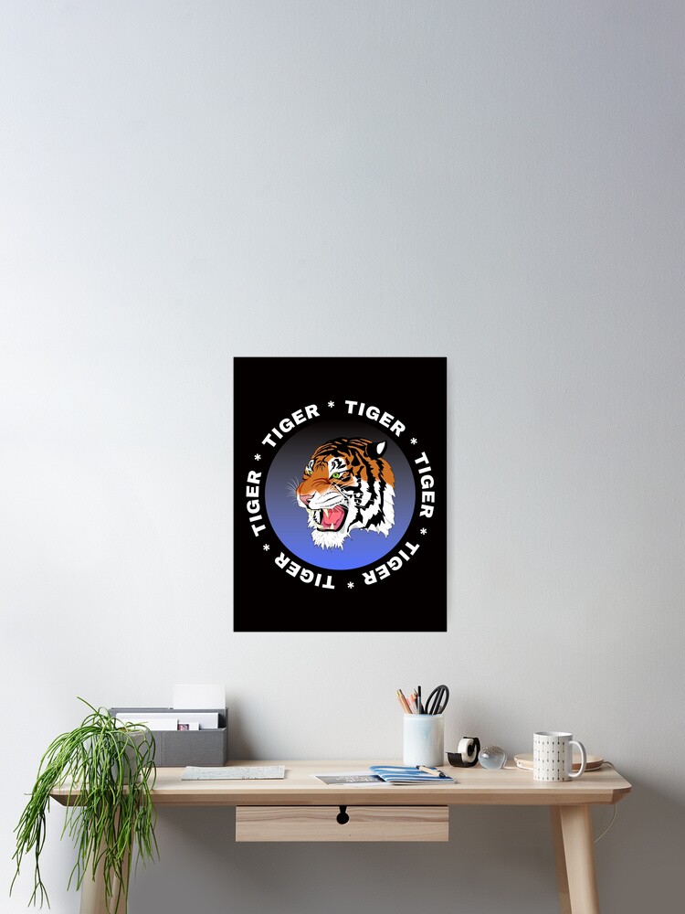 Aperçu 2 sur 3. Poster avec l'œuvre Circular Design with TIGER in middle and Tiger on outside créée et vendue par RascalsDesigns.