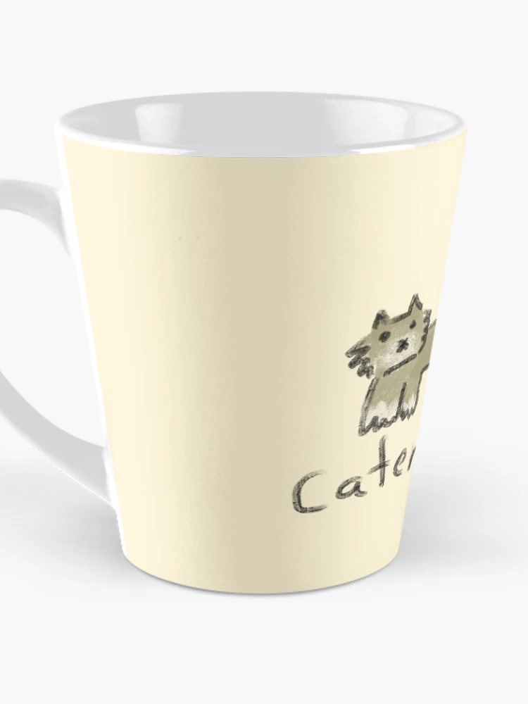 Aperçu 3 sur 4. Mug à café avec l'œuvre chenille créée et vendue par RaspberryPunch.