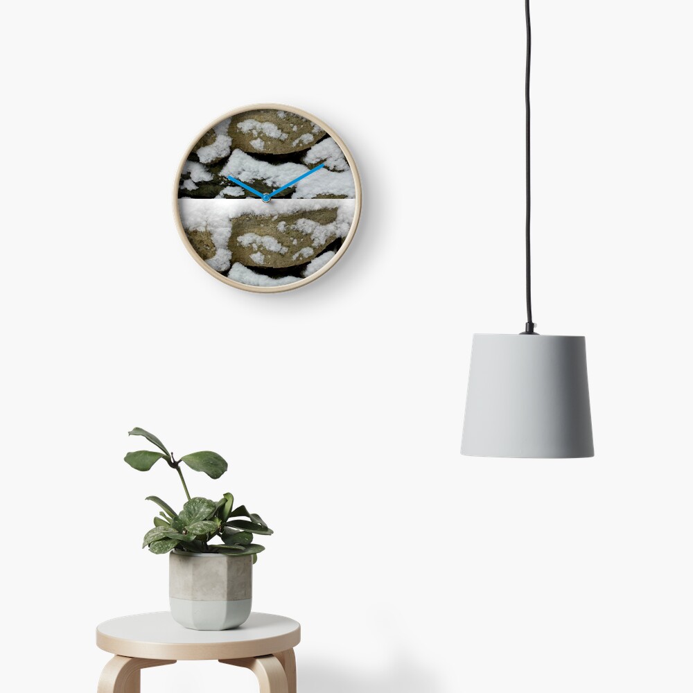 Snow design Clock