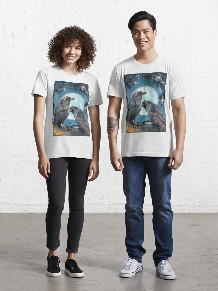 Two ravens under a bright moon | Graphic T-Shirt