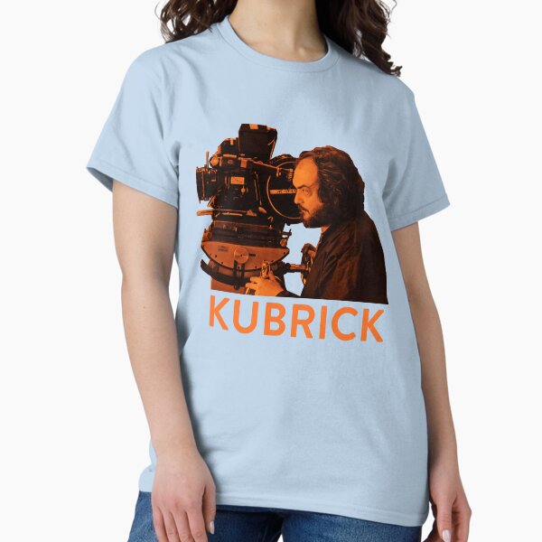 Vista previa del artículo con la obra «naranja Stanley Kubrick con cámara», diseñado y vendido por planet99design.