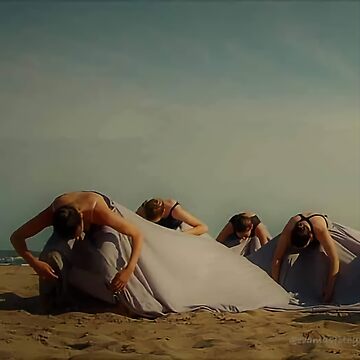 Imagen de la obra Inicio: fotografia de bailarinas en playa de Jhevva