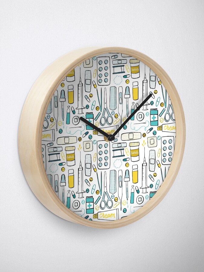 Reloj «Botiquín de primeros auxilios» de NatGonzalez | Redbubble