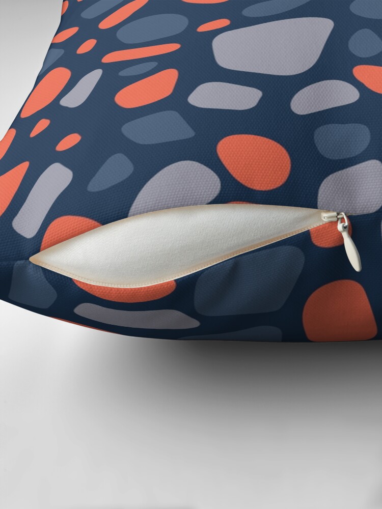 Thumbnail 2 von 4, Kissen, Terrazzo Grau designt und verkauft von sionia-art.
