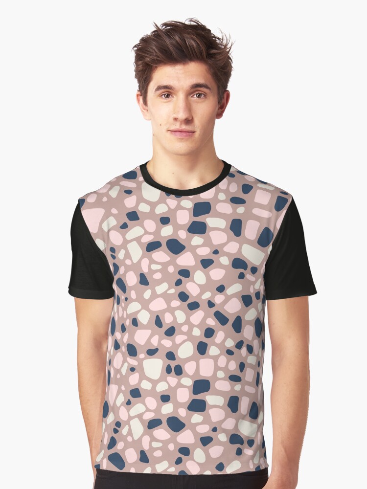 Thumbnail 1 von 5, Grafik T-Shirt, Terrazzo Rosa designt und verkauft von sionia-art.