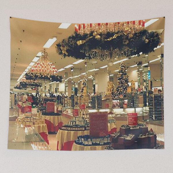 Artikelvorschau, Weihnachten bei Hess Brothers, Schmuckabteilung bei Hess Brothers, weihnachtlich dekorierte Kronleuchter, Vintage Allentown PA, Vintage Kaufhäuser entworfen und verkauft von Nostrathomas66.