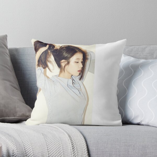 IU - Ponytail Throw Pillow