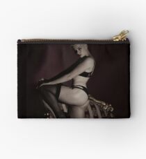 Meluxine at her best!! Studio Pouch