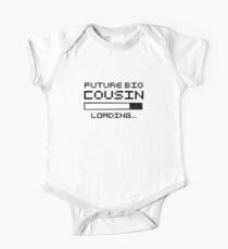 Body de manga corta Futuro Big Cousin Reveal embarazo anuncio camiseta