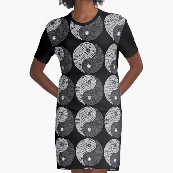 D20 Ying Yang Graphic T-Shirt Dress