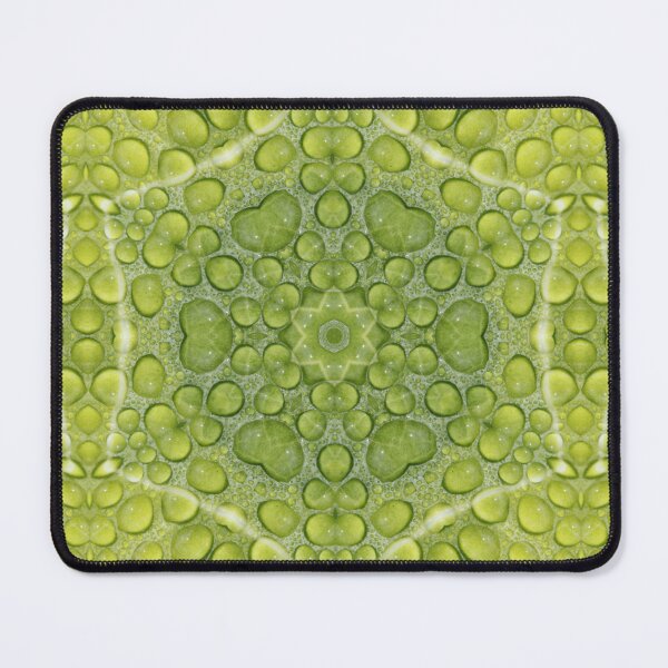 Artikelvorschau, Water Droplets on a Green Leaf Kaleidoscope pattern 5 entworfen und verkauft von Swabcraft.