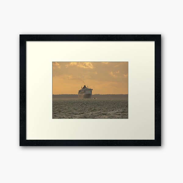 Queen Mary 2 Framed Art Print