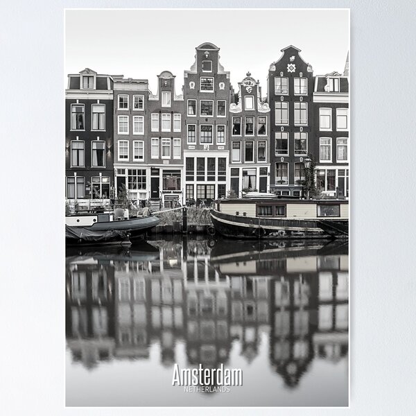 Aperçu de l'œuvre Maisons d'Amsterdam en noir et blanc - Amour aux Pays-Bas - Canal hollandais créée et vendue par SoccaTamam.