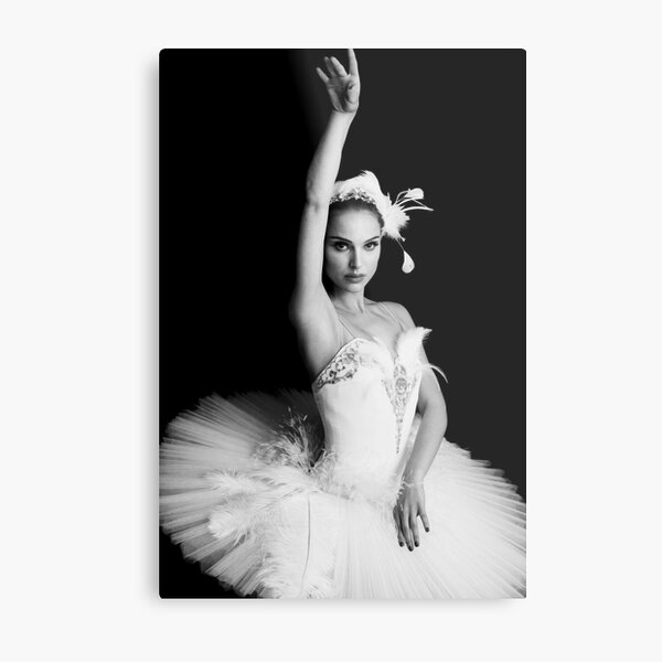 Aperçu de l'œuvre Nina Black Swan créée et vendue par Daniel Cobb.