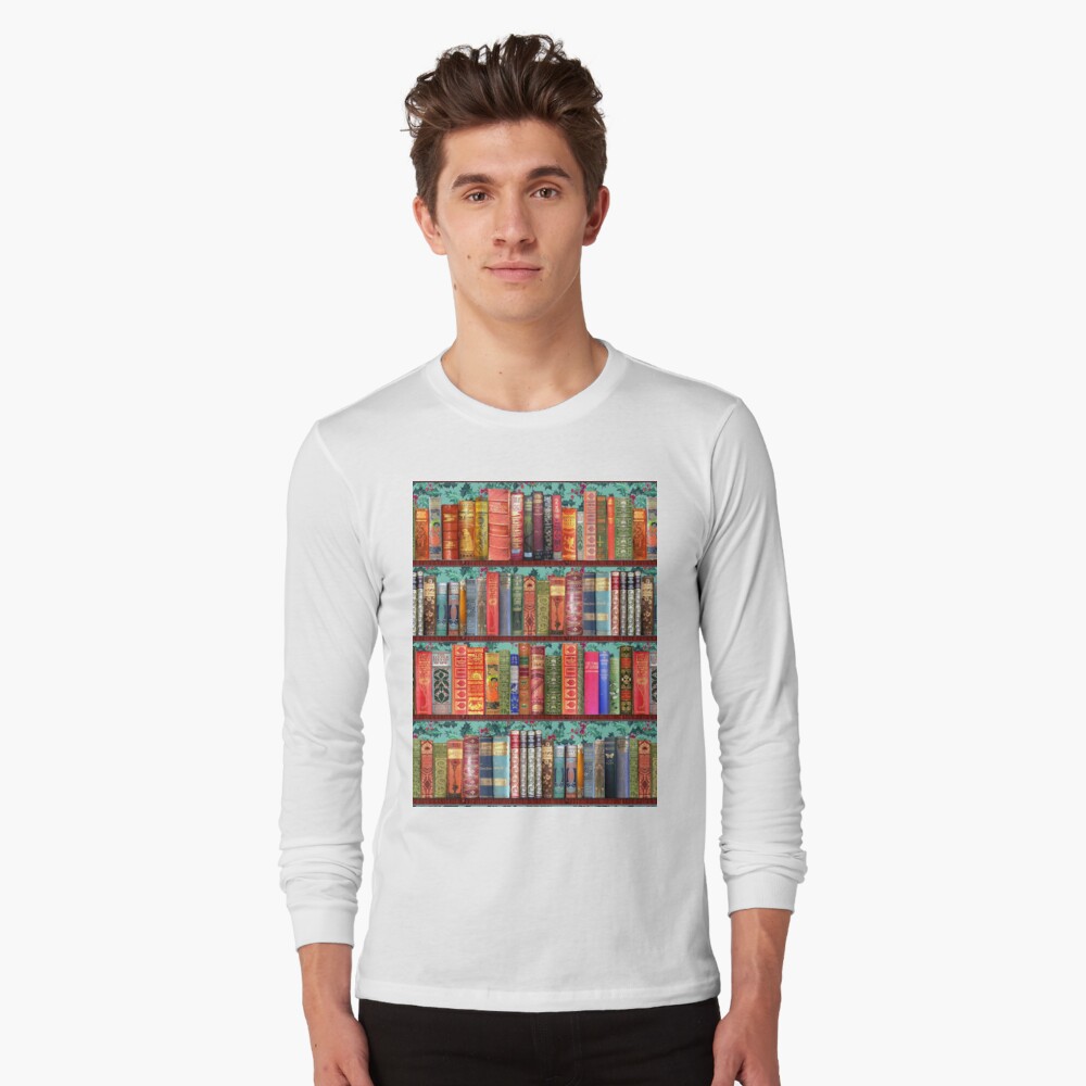 Christmas vintage books, holly Long Sleeve T-Shirt