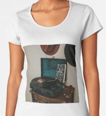 vintage Premium Scoop T-Shirt