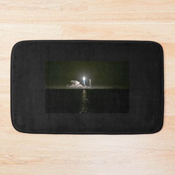 Item preview, Cygnus NG-18 a few seconds after its lift-off designed and sold by JohnGaffen.