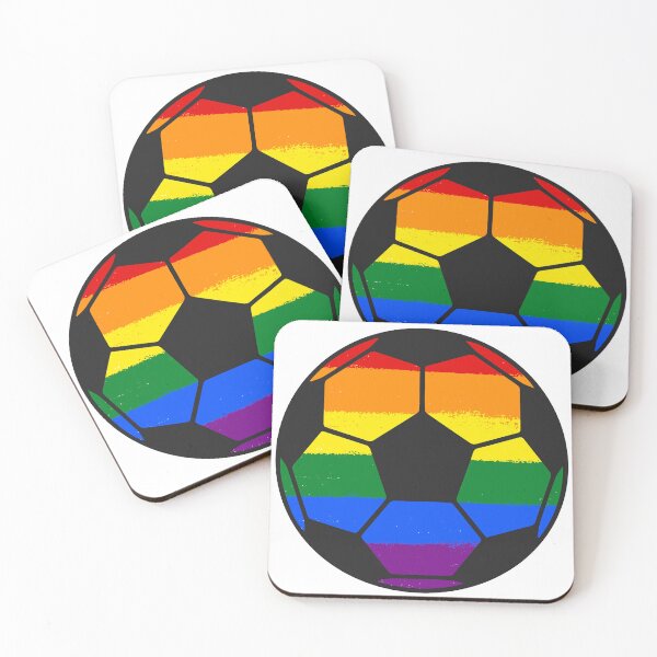 Artikelvorschau, LGBT-Regenbogenflaggen-Fußball-Fußball-Gay-Pride-Liebes-Männer Frauen entworfen und verkauft von pipsmerch.