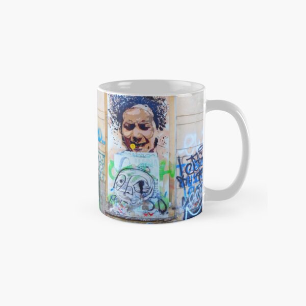 Graffiti in Bucharest Classic Mug