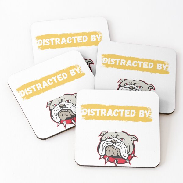 Artikelvorschau, Leicht abgelenkt durch englische Bulldoggenhundeliebhaber-Mutter-Shirt entworfen und verkauft von Castore design.