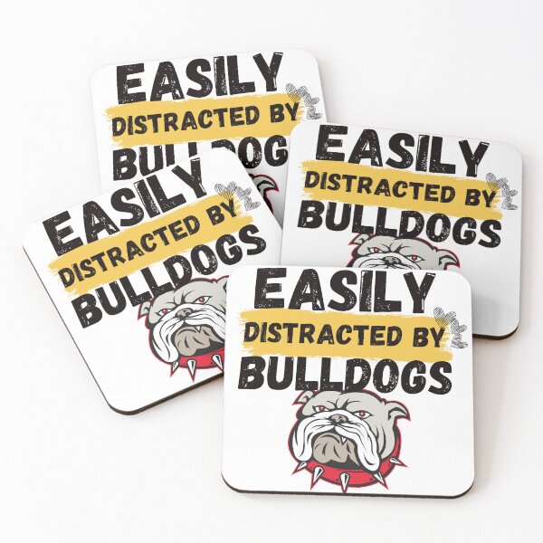Artikelvorschau, Leicht abgelenkt durch englische Bulldoggenhundeliebhaber-Mutter-Shirt entworfen und verkauft von Castore design.