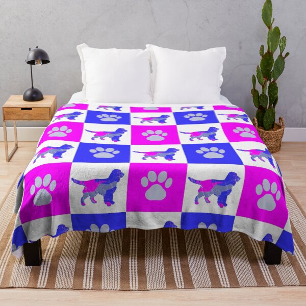 Artikelvorschau, Sprocker Spaniel Dog & Paw Print Crazy Hot Pink & Blue Strudel entworfen und verkauft von AMSonArt.