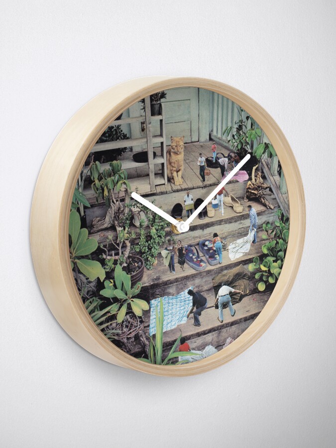 Alternate view of Big cat Clock