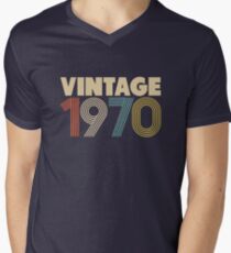 Vintage 1970 - 48th Birthday Men's V-Neck T-Shirt