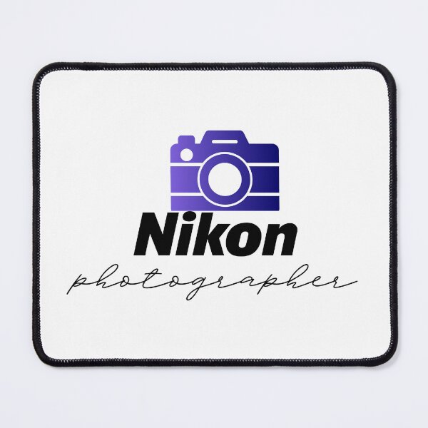 Aperçu de l'œuvre Photographe Nikon créée et vendue par Elizabeth Wadman.