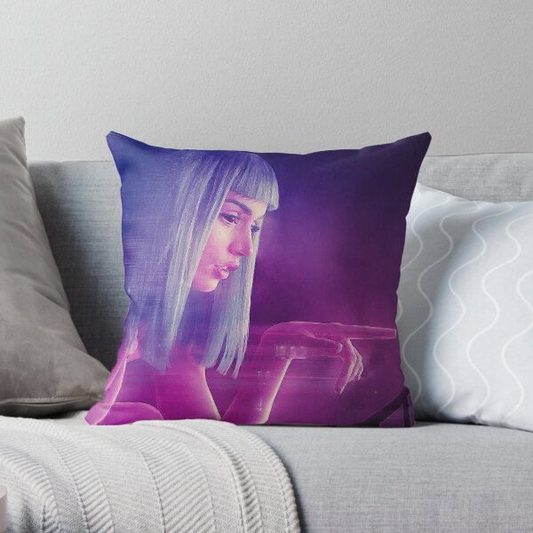 https://ih1.redbubble.net/image.481914833.8493/throwpillow,small,600x-bg,f8f8f8-c,0,120,600,600.u9.jpg