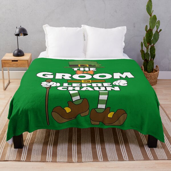Artikelvorschau, The Groom Leprechaun St Patrick's Day Celebration Matching Outfits Group Attire entworfen und verkauft von onicon.