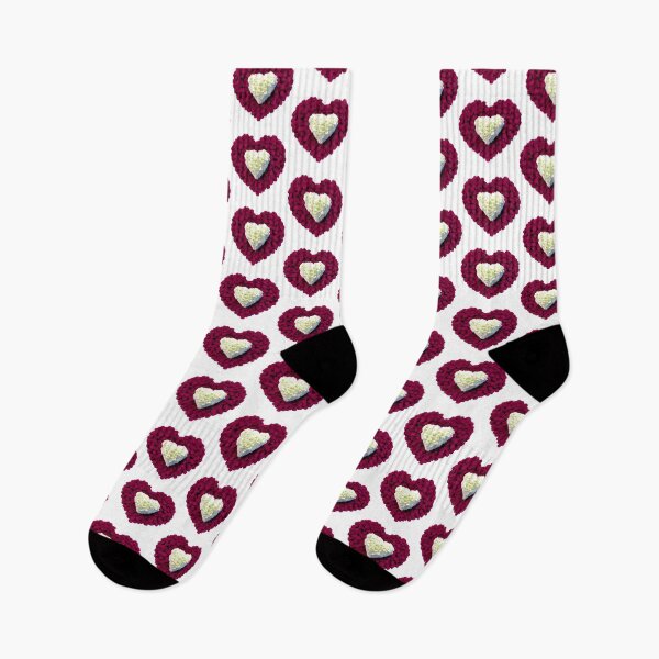 Artikelvorschau, Red Flowers Heart entworfen und verkauft von Digiheart.