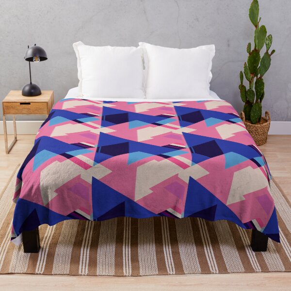Artikelvorschau, Vaporwave Abstract - 80s Style Chillwave Pattern in Blue & Pink entworfen und verkauft von Fine Prints.