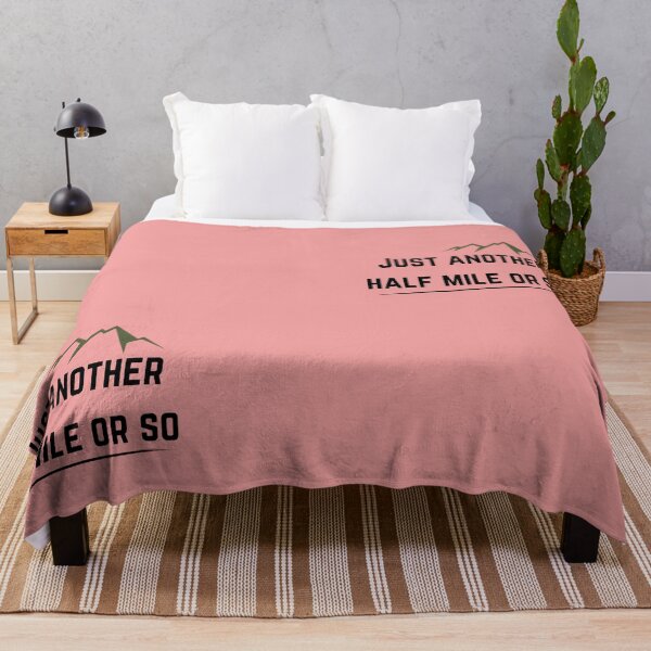Artikelvorschau, Nur noch eine halbe Meile oder so Classic T-Shirt entworfen und verkauft von StoreSB.