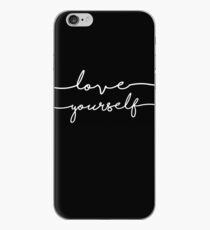 BTS Bangtan Boys lieben sich Design iPhone-Hülle & Cover