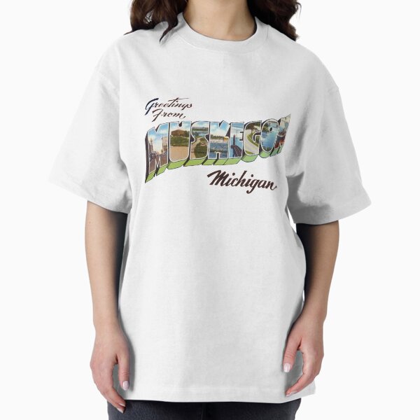 Vista previa del artículo con la obra «Saludos desde Muskegon, Michigan», diseñado y vendido por reapolo.
