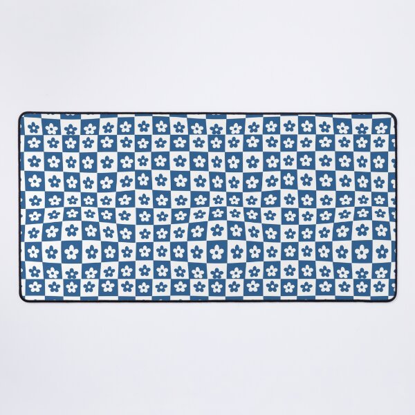 Aperçu de l'œuvre Motif à carreaux fleurs blanches bleues créée et vendue par Patternawy.