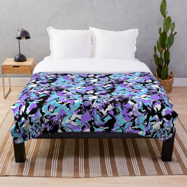 Aperçu de l'œuvre Purple white black blue Abstraction  créée et vendue par awsomepatterns.