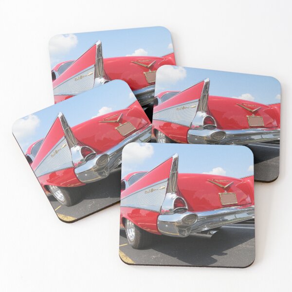Artikelvorschau, Roter 57er Chevy Bel Air Rückansicht entworfen und verkauft von McFleur's Lens.