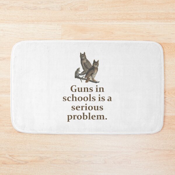 Aperçu de l'œuvre Guns In Schools - Education Quote   créée et vendue par CrankyOldDude.